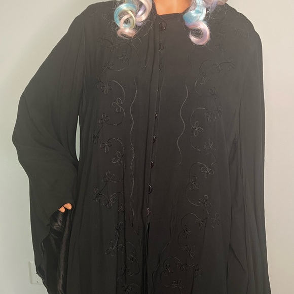 🌟 Enchanted Midnight Cloak | Celtic Hooded Cloak | Renaissance Magic ✨ - Picture 12 of 16